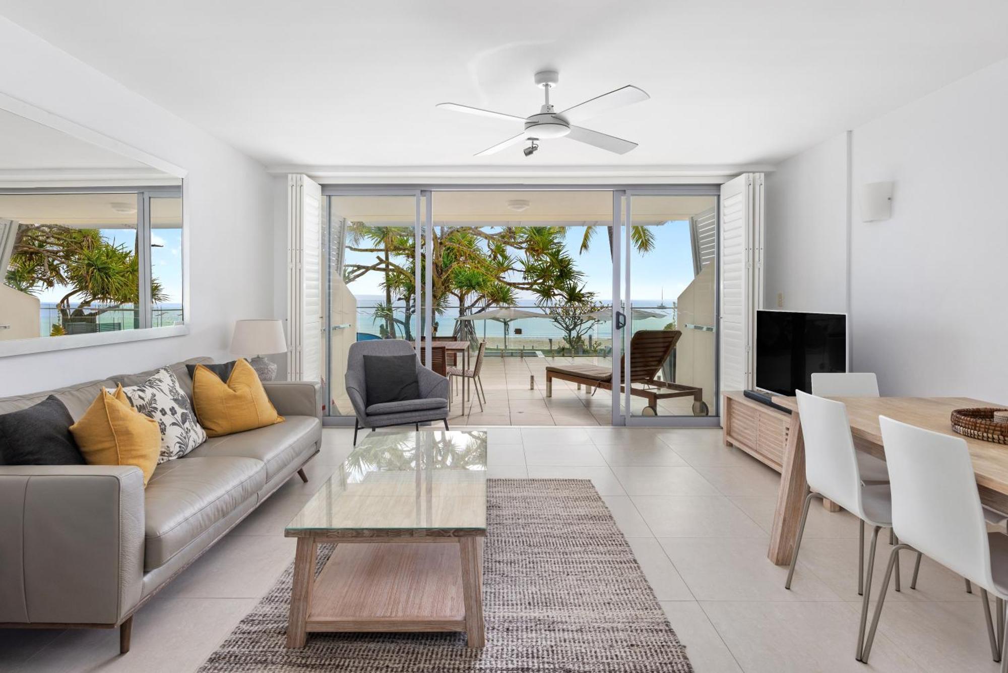 Fairshore 12: Absolute Beachfront, Direct Beach & Pool Access Noosa Heads Exteriör bild